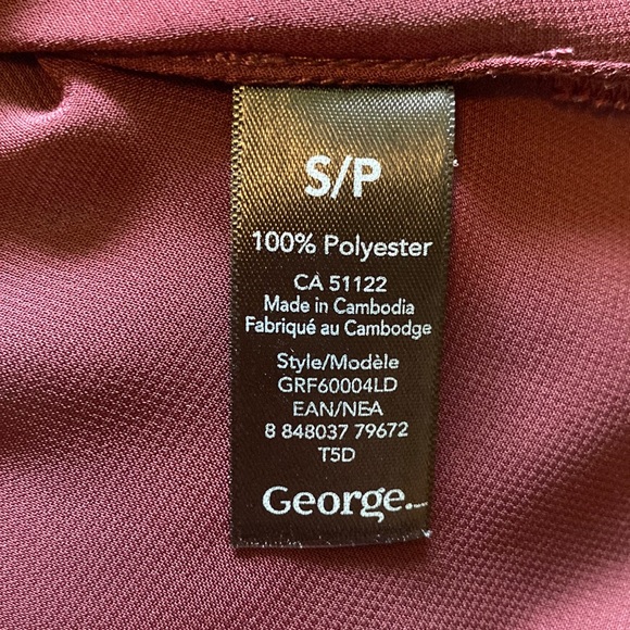 Like New - George Burgundy Blouse - Size S - Picture 4 of 4